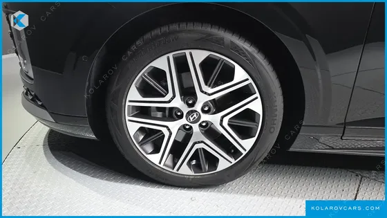 HYUNDAI GRANDEUR 2,5 GASOLINE 2WD