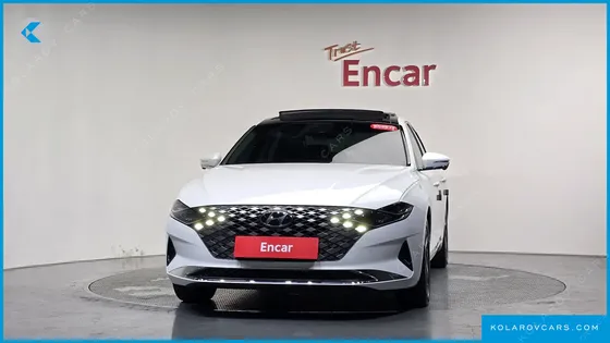 HYUNDAI GRANDEUR LE BLANC