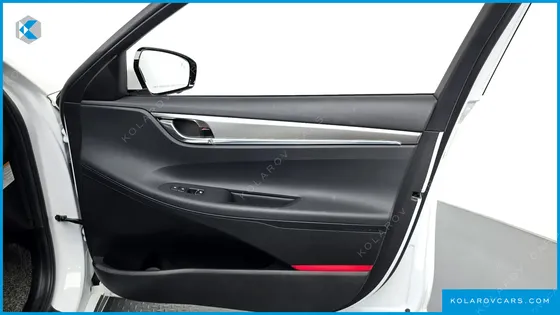 HYUNDAI GRANDEUR LE BLANC
