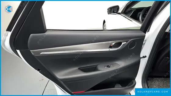 HYUNDAI GRANDEUR LE BLANC