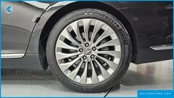GENESIS EQ900 3.8 GDI AWD