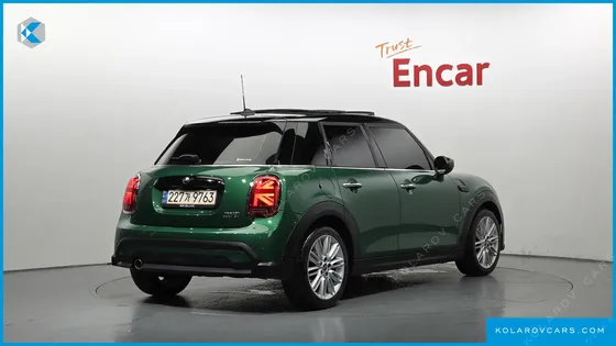 MINI COOPER 5DOOR CLASSIC PLUS LAUNCH PACK