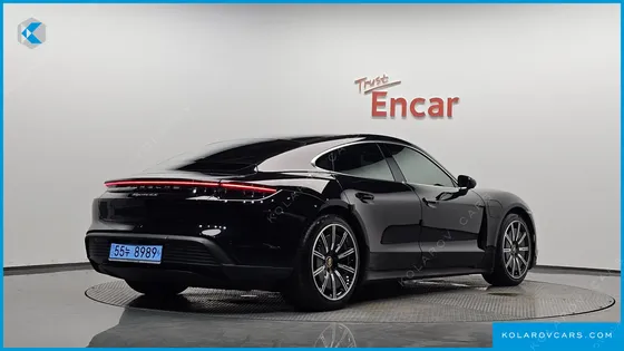 PORSCHE TAYCAN 4S