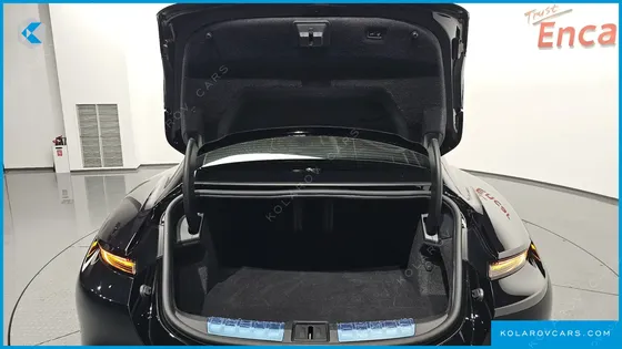 PORSCHE TAYCAN 4S