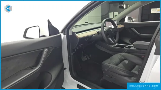 TESLA MODEL Y LONG RANGE AWD