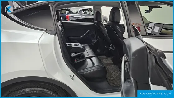 TESLA MODEL Y LONG RANGE AWD