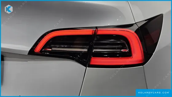 TESLA MODEL Y LONG RANGE AWD