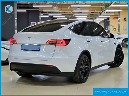TESLA MODEL Y RWD