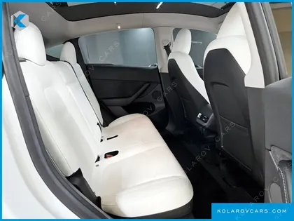 TESLA MODEL Y RWD