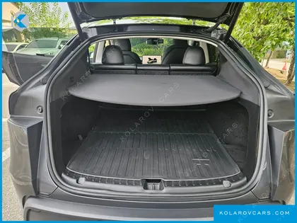 TESLA MODEL Y LONG RANGE LAUNCH EDITION AWD