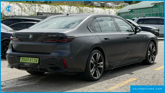 BMW I7 XDRIVE 60 FREEZE SEOUL EDITION