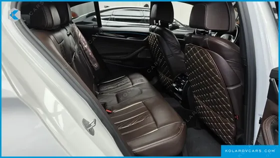 BMW 5 SERIES 530E M SPORT