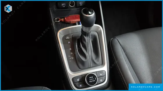 HYUNDAI VENUE 1,6 PREMIUM