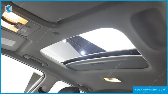HYUNDAI VENUE 1,6 PREMIUM
