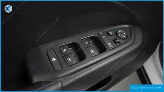 HYUNDAI VENUE 1,6 PREMIUM