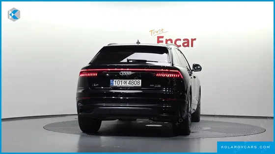 AUDI Q8 55 TFSI QUATTRO PREMIUM