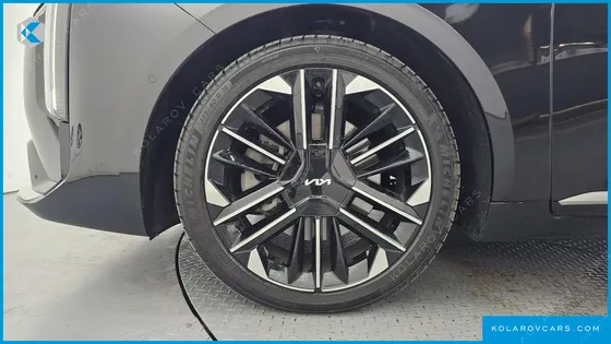 KIA K8 2.5 GASOLINE 2WD