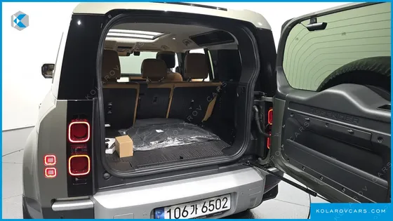 LAND ROVER DEFENDER 110 D300 HSE