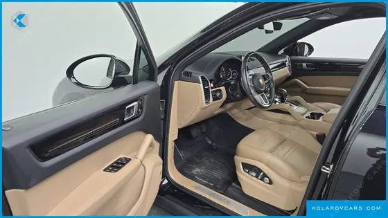 PORSCHE CAYENNE 3.0 COUPE