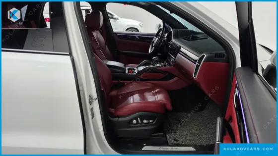 PORSCHE CAYENNE 3.0