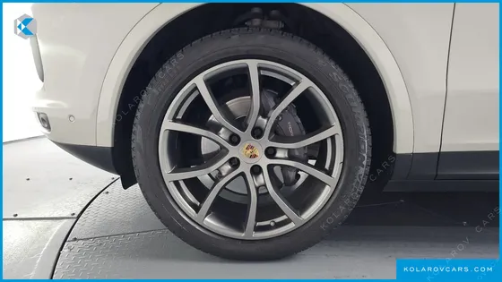 PORSCHE CAYENNE 3.0