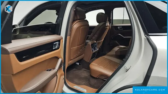 PORSCHE CAYENNE 3.0