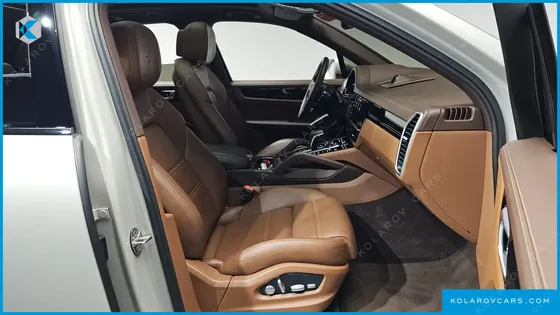 PORSCHE CAYENNE 3.0