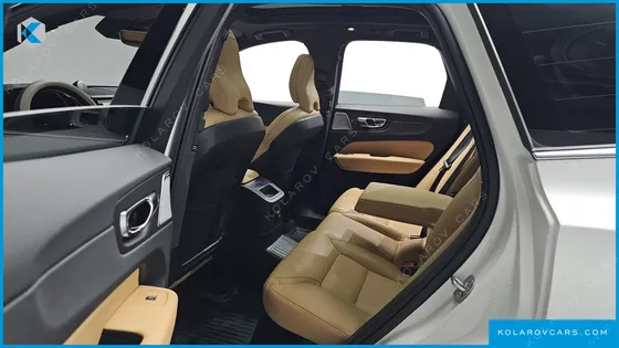 VOLVO XC60 T8 ULTRA BRIGHT