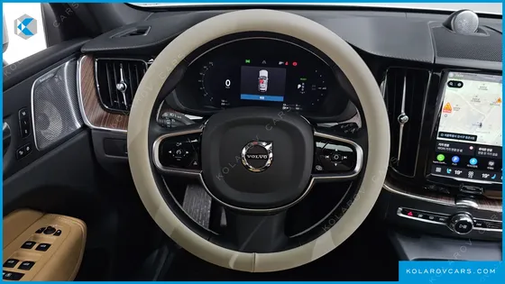 VOLVO XC60 T8 ULTRA BRIGHT