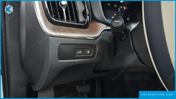VOLVO XC60 T8 ULTRA BRIGHT