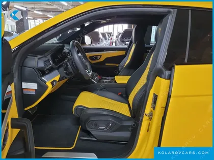 LAMBORGHINI URUS 4.0 V8