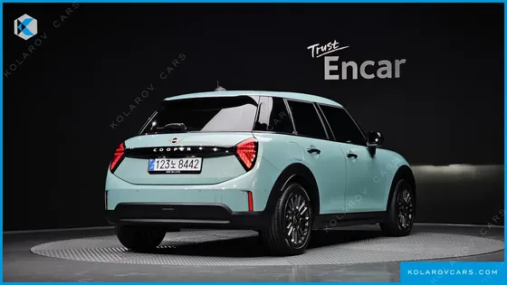 MINI COOPER 5DOOR BREEZE EDITION