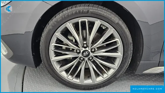 HYUNDAI GRANDEUR 3.0 EXCLUSIVE