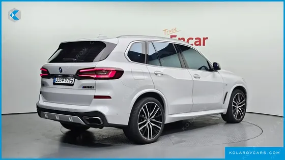 BMW X5 M50I