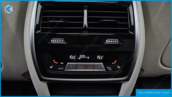 BMW X5 M50I