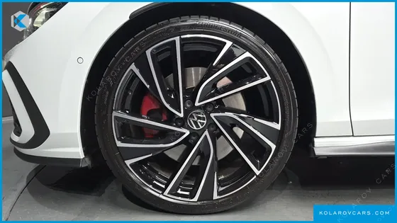 VOLKSWAGEN GOLF 2.0 GTI