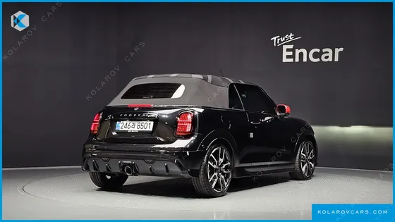 MINI COOPER CONVERTIBLE JCW