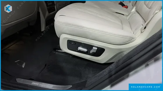 BMW X7 XDRIVE 40D DESIGN PURE EXCELLENCE 7-SEATER