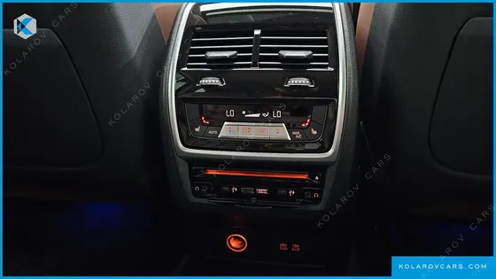 BMW X7 XDRIVE 40D DESIGN PURE EXCELLENCE 7-SEATER