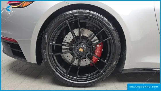 PORSCHE 911 TARGA 4 GTS