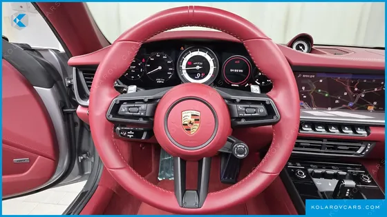 PORSCHE 911 TARGA 4 GTS
