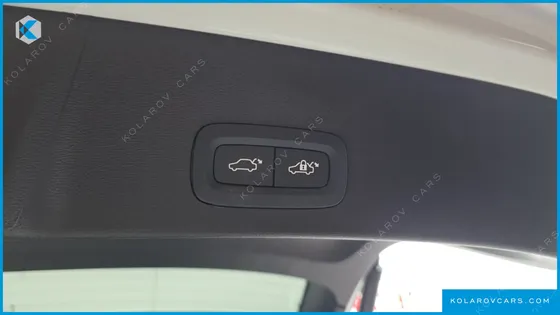 VOLVO XC40 B4 ULTIMATE BRIGHT