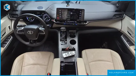 TOYOTA SIENNA 2.5 HYBRID 2WD