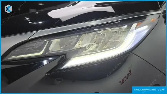 TOYOTA SIENNA 2.5 HYBRID 2WD