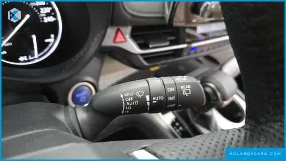 TOYOTA SIENNA 2.5 HYBRID 2WD