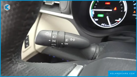 TOYOTA SIENNA 2.5 HYBRID 2WD