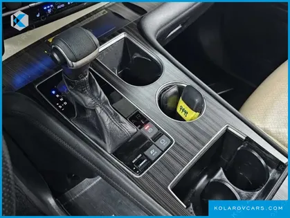 TOYOTA SIENNA 2.5 HYBRID 2WD
