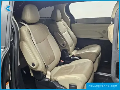 TOYOTA SIENNA 2.5 HYBRID 2WD