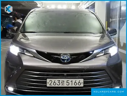 TOYOTA SIENNA 2.5 HYBRID 2WD