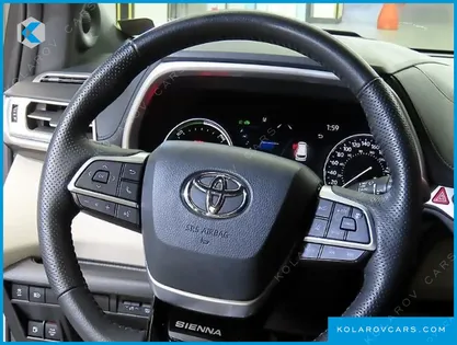 TOYOTA SIENNA 2.5 HYBRID 2WD